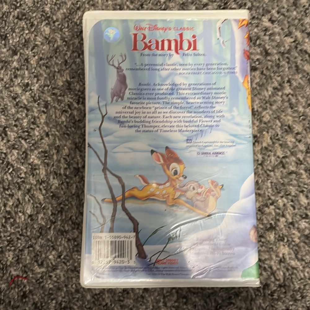 Walt Disney's Classic Bambi VHS - Picture 2 of 5